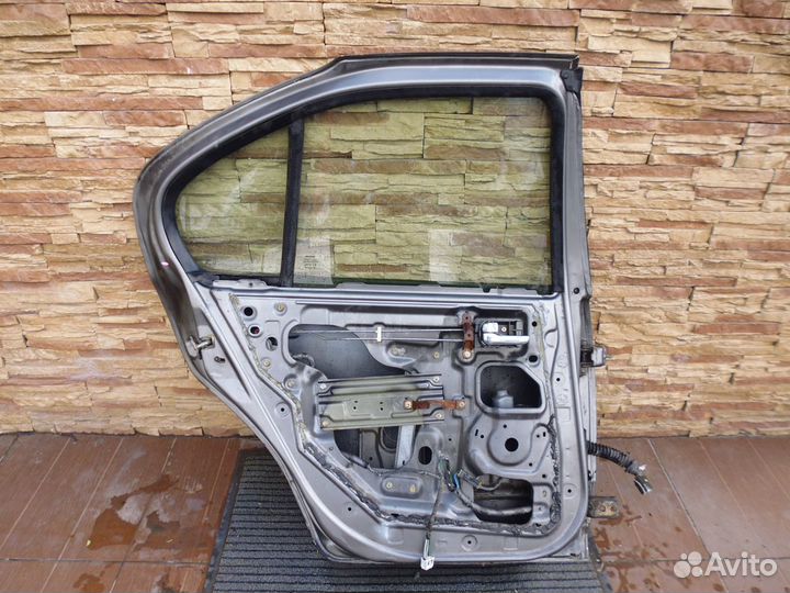Ниссан Премьера II P11 дверь задняя лева 1996-2002