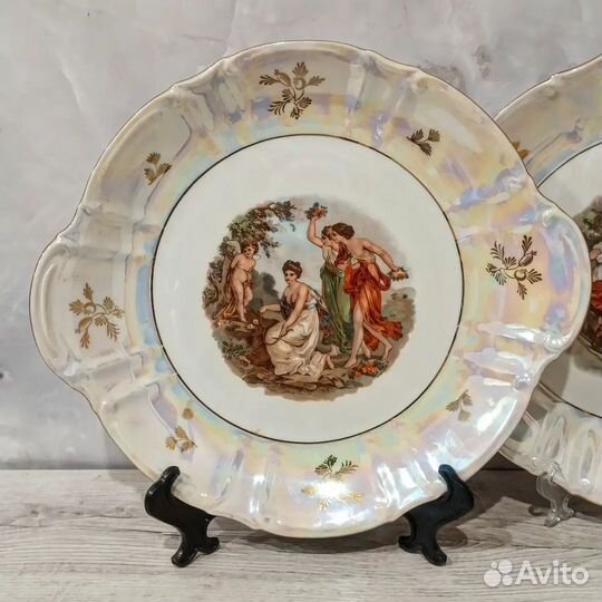 Фарфоровые блюда с ушками и тарелки Мадонна Герман