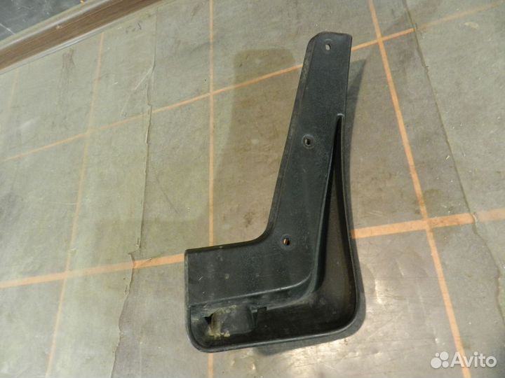 Брызговик задний левый - Kia Sportage 4