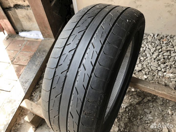 Toyo DRB 225/50 R17