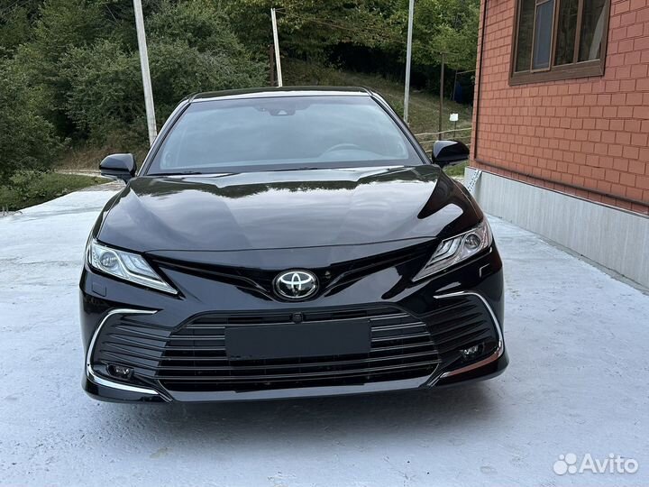 Toyota Camry, 2018