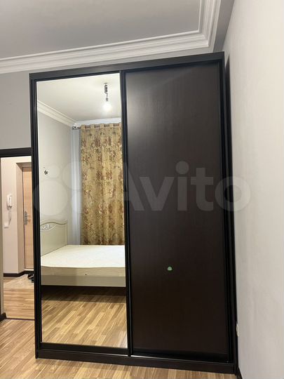 2-к. квартира, 63 м², 4/8 эт.