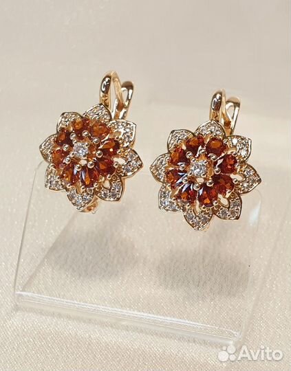 Серьги дубайское золото цветочек солнышко красный
