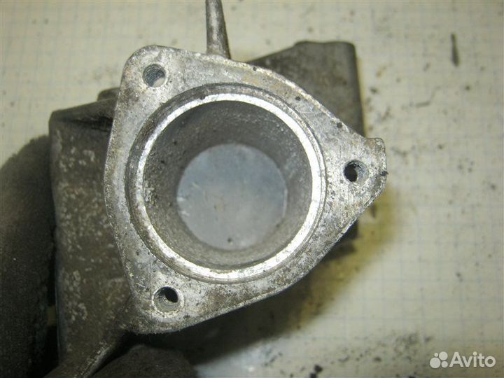 Кронштейн генератора Audi 100 C4 (1991-1994)