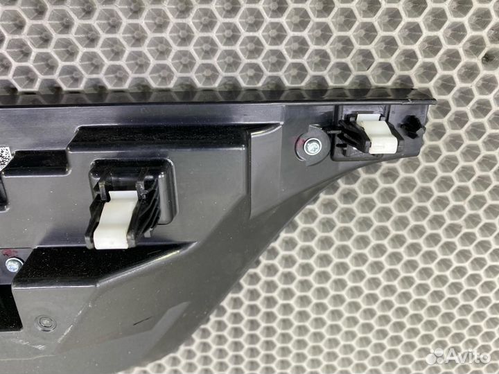 Магнитола/дисплей информационный Omoda C5