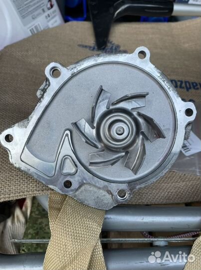 Помпа aisin Toyota Prado