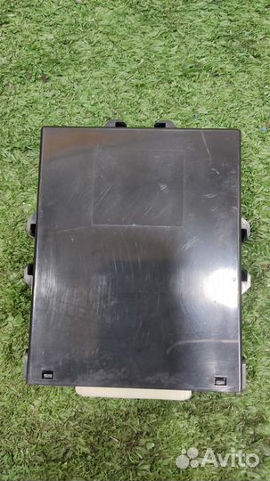 Блок электронный Lexus RX400H 2007