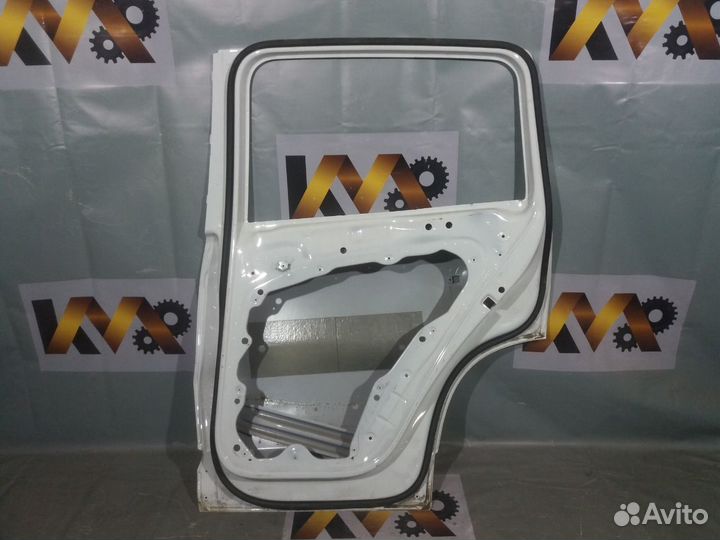 Задняя Правая Дверь Volkswagen Tiguan 07- Бу