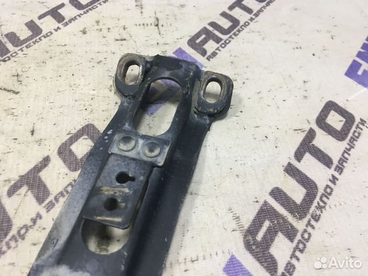 Кронштейн впускного коллектора Киа Церато