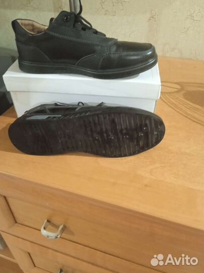 Туфли детские новые