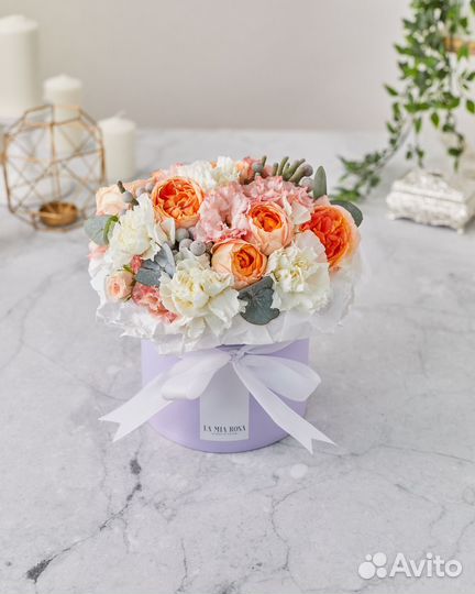 Цветы букеты в коробке