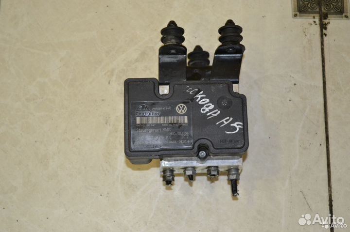 Блок абс Skoda Octavia А5