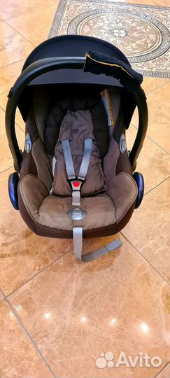 Автолюлька maxi cosi cabriofix