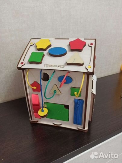 Бизиборд развивающая игрушка