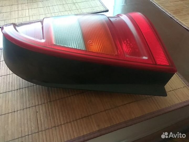 Оригинальный задний фонарь на М.Б А170