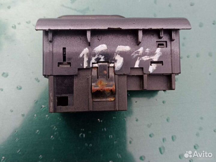 Кнопка подогрева стекла задняя Ford Mondeo 1