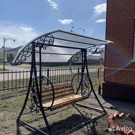 Кованые качели