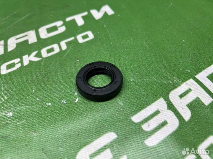 Сальник коробки передач Volkswagen Golf