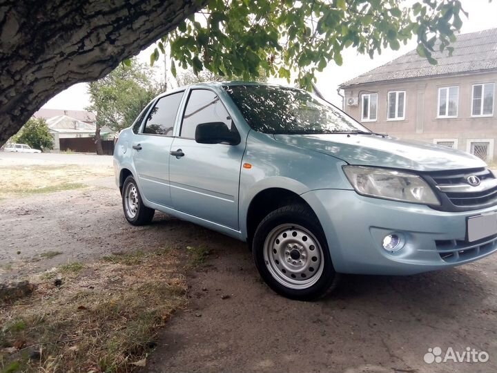 LADA Granta 1.6 МТ, 2012, 200 000 км