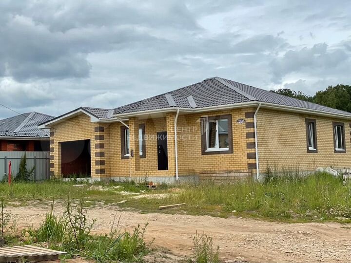 Дом 154 м² на участке 6 сот.