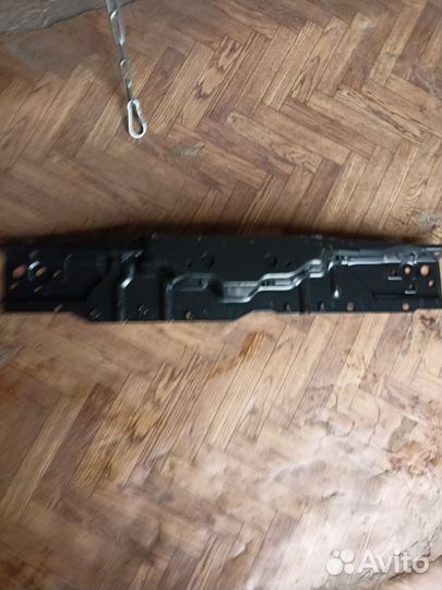 Верхний уголок телевизора