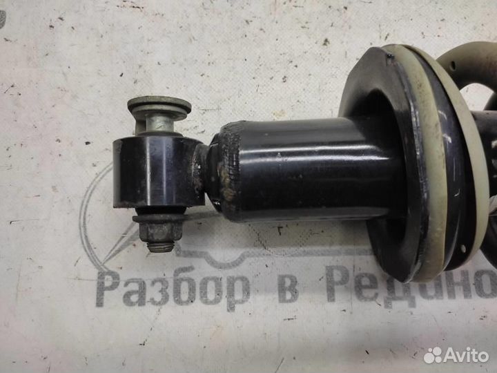 Стойки передние w470 X-class 699.301 2018