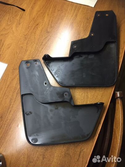 Передние брызговики рено дастер 2021