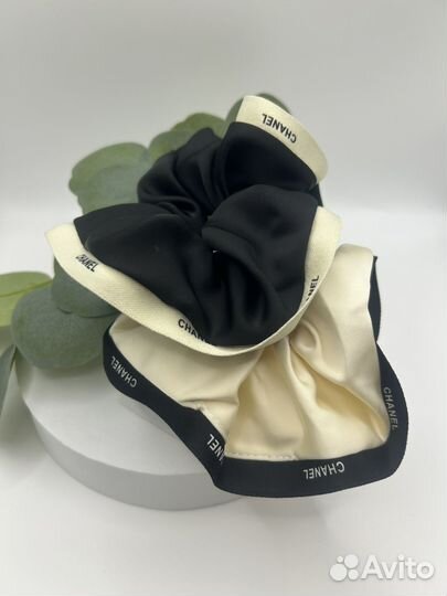 Резинка для волос chanel