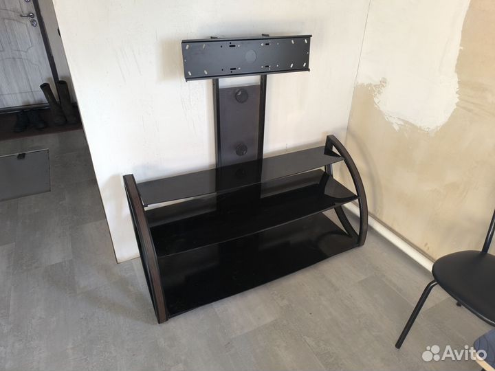 Полка под тв