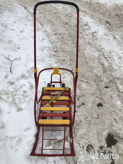 Санки с колесами Nikki 3