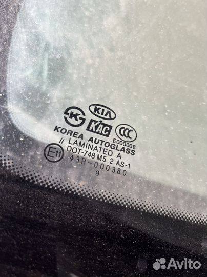 Стекло лобовое ориг. Киа rio 2