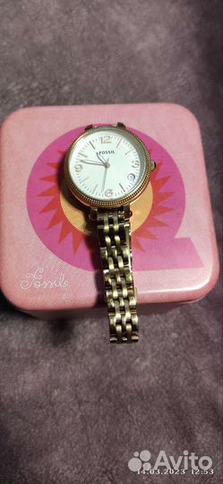Часы fossil женские