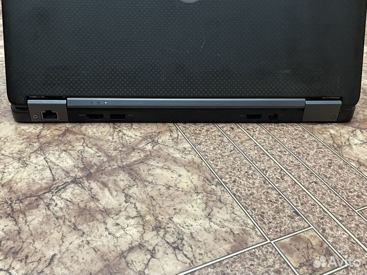 Ноутбук Dell Latitude E7250