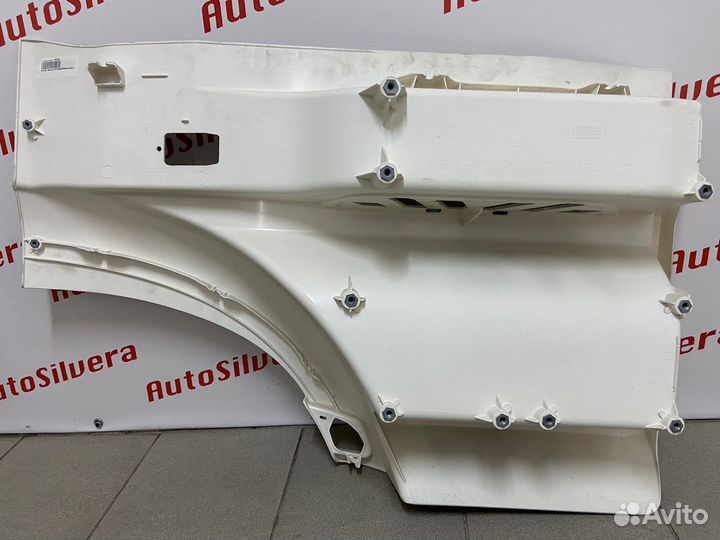 MB Actros MP4 2011-2023 ступенька подножка левая