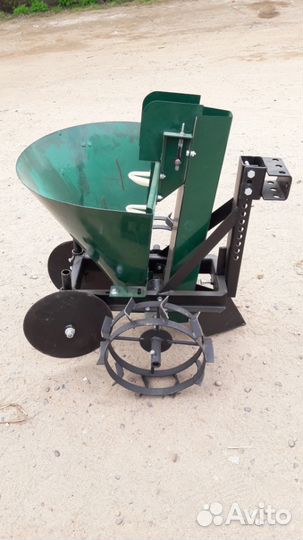 Картофелесажалка ксм1а на больших грунтозацепах