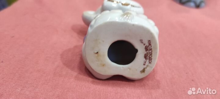 Фарфоровые статуэтки гжель