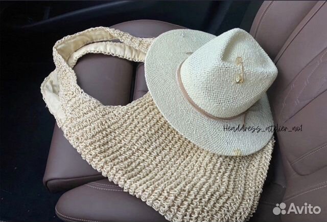 Шляпа из натур молочной соломки с фурнитурой