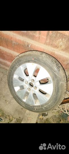 R15 Kumho Solus KH17 185/65, PCD 4x100 DIA 54.1
