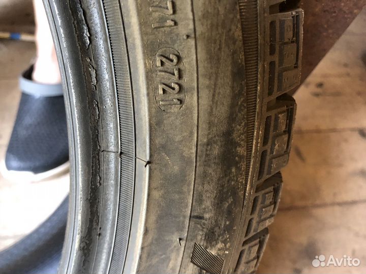 Pirelli Ice Zero FR 225/45 R18 и 245/40 R18