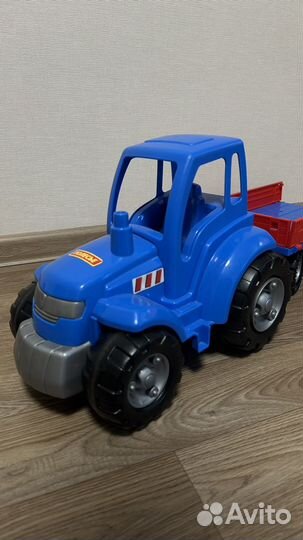 Игрушка синий трактор с прицепом