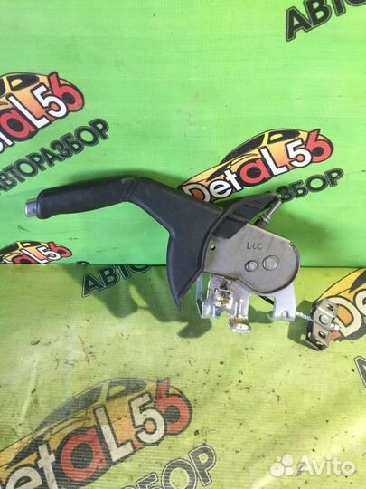 Рычаг стояночного тормоза Hyundai Solaris