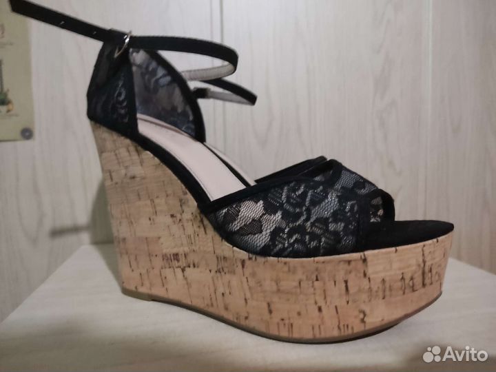 Босоножки женские 37 размер