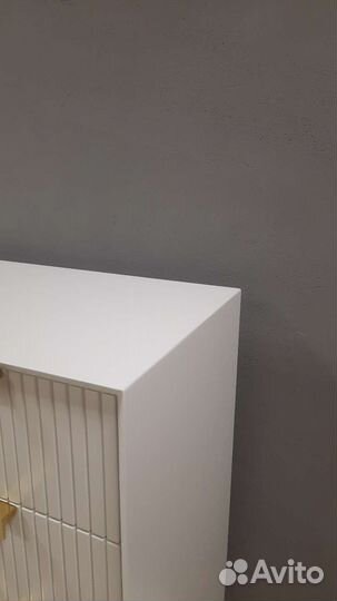 Тумба прикроватная