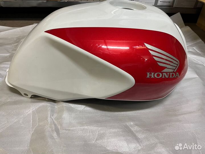 Бак топливный Honda CB1300 2003