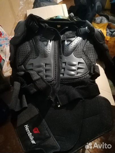 Защита для езды на мотоцикле