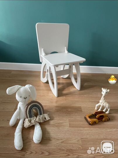 Стол детский и стул из дерева новые