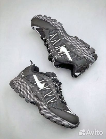 Кроссовки Nike Air Humara QS