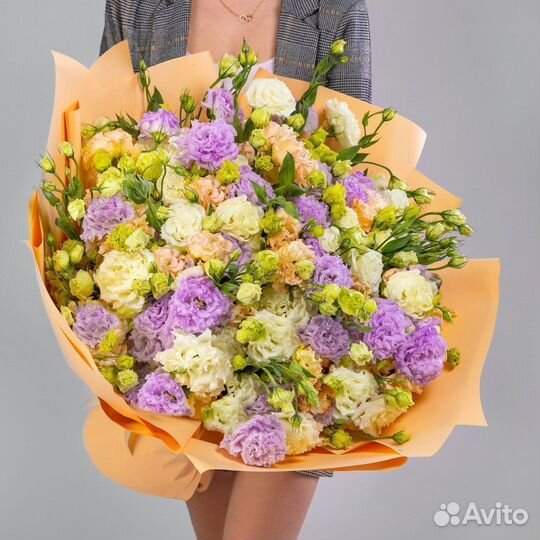 Букет лизиантусов с беспл. доставкой