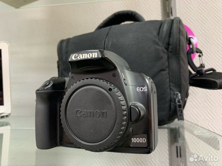 Фотоаппарат Canon EOS 1000D kit