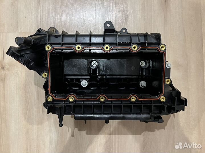 Коллектор впускной на Ford Focus 3 1,5 Ecoboost